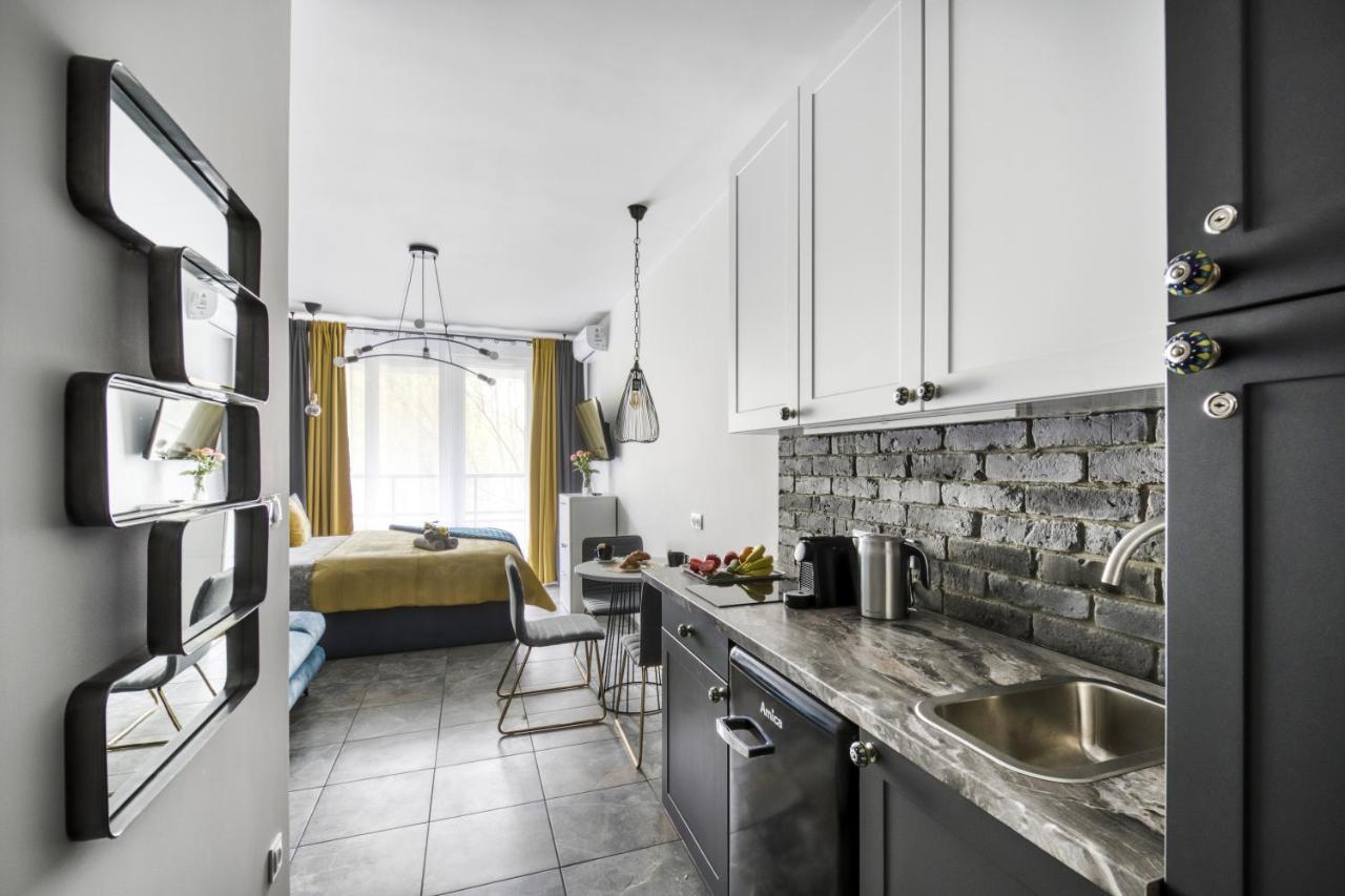 Stylowe Studio Krzemieniecka, Metro Slodowiec, Free Parking By Cosmo Spirit Varšava Exteriér fotografie